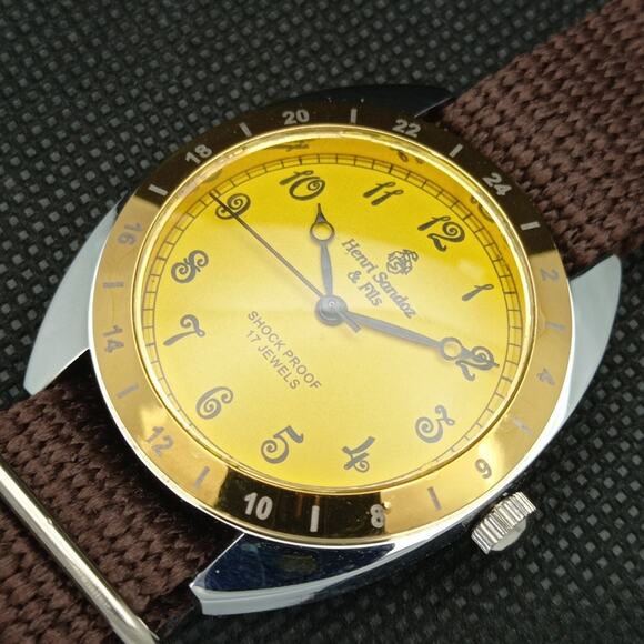 Vintage 1978 Henri Sandoz Manual Mens Silver Watch W/Cloth Strap & Yellow accent - Picture 6 of 8